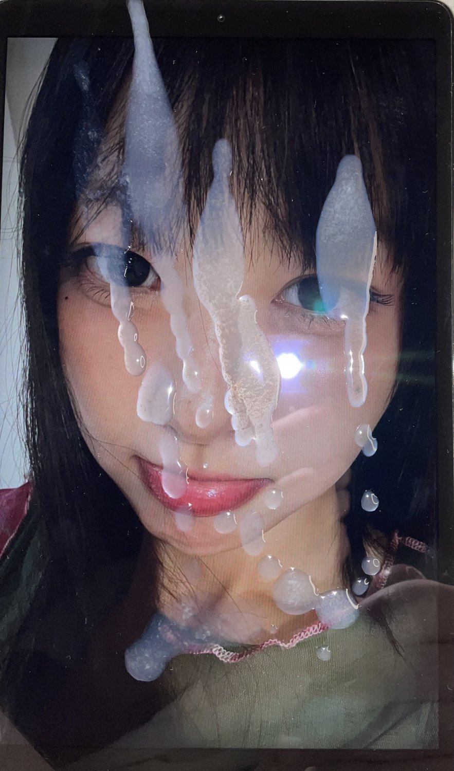 4XI2Kubj Loona Yves Kpop Cum Tribute 02.jpg